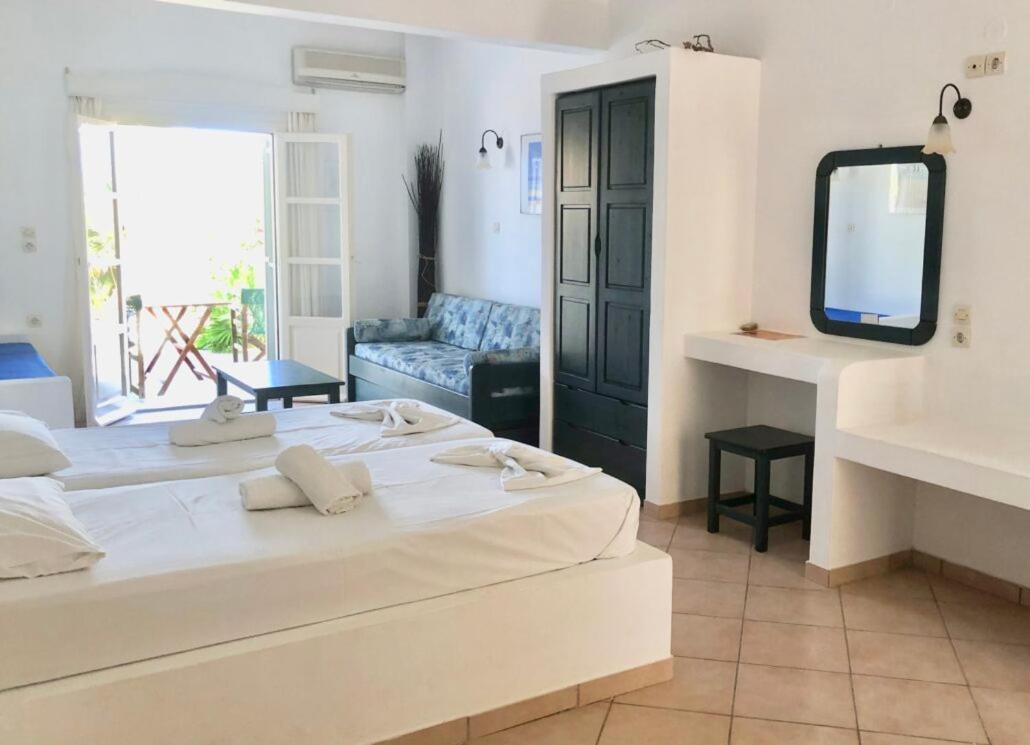 Agios Pavlos Studios 에얄리 외부 사진